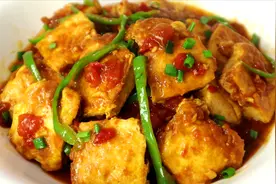 3个西红柿2块豆腐，加2个鸡蛋，教你馋嘴新吃法，出锅连汁都不剩视频封面