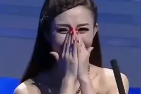 非诚：小伙肌肉发达，现场一撩衣服引美女尖叫，孟非却说：等一会视频封面