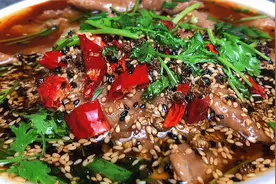 瘦肉别炒着吃了，教你捶肉片汤，10块钱做一大锅，肉质滑嫩不塞牙视频封面