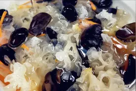 银耳、白木耳与黑木耳是同一个东西么？功效有何不同