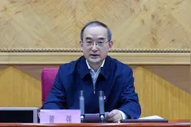“航天系”黄强入川，曾组织领导“飞豹”飞机参加国庆阅兵视频封面