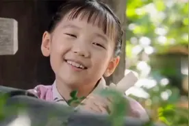 这么乖巧的小女孩，怎么讲话和老奶奶似的，太可爱了