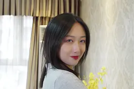 搞笑：女孩送给男子一根腰带，到底是什么意思？视频封面
