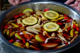 我曾靠这配方摆摊日赚3000元，超详细柠檬鸡爪教程，学会即可出摊