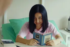 盘点《唐探1》经典场面，张子枫鬼魅一笑，侦探片秒变恐怖片！视频封面
