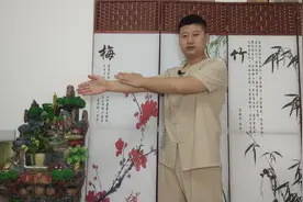 肺不好：气虚有痰咳不出！每天推手臂80下通肺经，养肺就是养健康视频封面