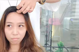 长脸姑娘头顶扁头发又毛，发型改造后脸型立马变好看，像变了一人视频封面