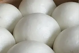 手把手教你蒸馒头的秘诀，个个白白胖胖，蓬松柔软，不塌陷不回缩