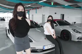 女销售试驾保时捷718，打开敞篷的那刻，客户心动了视频封面