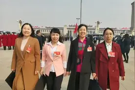 听！两会上的她说，河南团女代表妇女节说心声送祝福视频封面