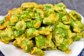 河南特色美食：面炕辣椒，香而不辣，做法简单，吃一次就忘不了视频封面