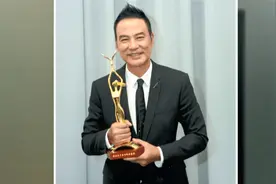 香港娱乐：任达华喜获金鹰奖视帝，感激太太和女儿的大力支持视频封面