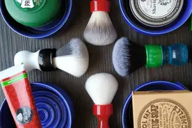 手动剃须分享 剃须皂 剃须膏 剃须软皂 打泡沫对比测试