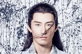 窦骁被媒体曝光恋情，真男人，直接发文豪气官宣，女主来头不小！视频封面