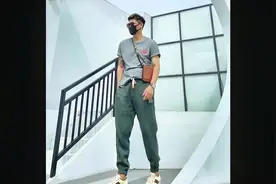 罗意威入秋“工装裤”太火，也称防盗裤，男神范十足，个比个潇洒视频封面