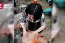 重庆女医生跪地15分钟救回三清洁工：只想救人 不然一个家就散了视频封面