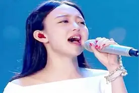 2019新歌！一首《回眸一笑醉春风》旋律优美，歌声悠扬，好听醉人视频封面