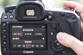 如何使用闪光灯拍摄出通透的人像视频封面