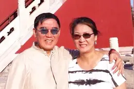 66岁的李立群为何参加《我家那闺女》？了解他的家庭后就懂了视频封面