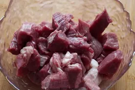 这才是西红柿炖牛肉的正确做法 ，上桌连汤汁都不剩，孩子超喜欢视频封面