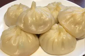 教你灌汤包的正确做法，皮薄汤多不漏汤，肉馅抱团没有一点腥味