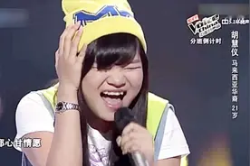 好声音：女孩翻唱《落叶归根》，刚唱第一句，杨坤表情就变了！视频封面