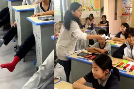 住校生袜子破洞老师给每人发10双 有孩子2个月没回家，很心疼视频封面