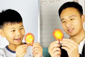 火腿肠煎鸡蛋，爸爸做的有创意，儿子吃得笑嘻嘻