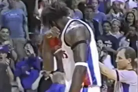 【落选秀逆袭】大本怒不可遏7分12篮板5助攻5盖帽2抢断淘汰麦迪！视频封面