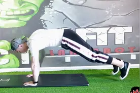 每天开合跳15分钟，坚持1个月，瘦到你怀疑人生