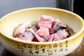 湖南人最喜欢吃的腌鱼怎么做？方法超简单，好吃开胃，越吃越想吃视频封面