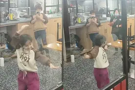 6岁女孩饭店内自信跳舞，表情丰富毫不怯场，引顾客站立称赞视频封面