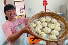 70后大姐教你做包子，发面及材料配比详细讲解，个个蓬松皮薄馅多视频封面