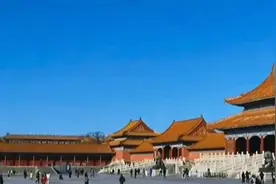 参观故宫博物馆视频封面