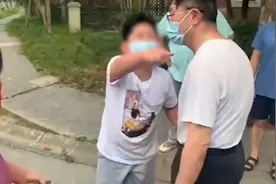 上海一男孩骑平衡车核酸被拒持刀威胁:没人可以阻止我 必须砍死他视频封面