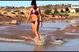 老外搞笑瞬间集锦 笑死我了满屏都是蛋疼