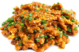 糖醋里脊的家常做法，关键在掌握好糖醋汁的调制，酸甜可口真好吃