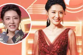 52岁央视主持周涛亮相红毯，肤白腿细少女感十足，直言自己还年轻