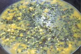 厨师长教你做芝麻叶豆腐汤，汤汁浓郁，热气腾腾好喝家常接地气