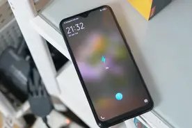 vivo悄悄发布的百元神机，骁龙665+5000mAh，仅售799元视频封面