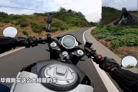 丙测评｜CLX700运动版 披盔戴甲亮黑枪视频封面