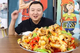毛豆馋了，花260买点牛蛙，做“麻辣馋嘴蛙”肉质Q弹，麻辣过瘾！视频封面