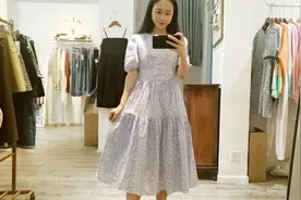 腿粗胯宽的梨形身材或H型身材，不妨尝试一下带有收腰设计的裙子视频封面