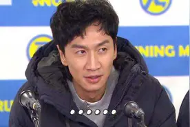 原本是一首很悲伤的BGM！因为他的出现，这音乐一响我就想笑！视频封面