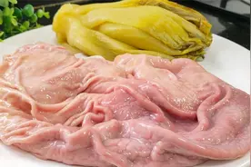 猪肚汤，还是广东人做的最正宗，汤色奶白香浓味美，做法还特简单视频封面