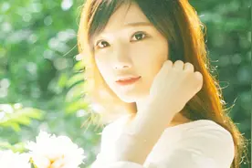 11月中旬新歌： 于湉一曲《静待花开》，字字醉心，超级好听！视频封面