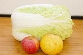 韩国泡菜辣白菜这样做，给肉都不换，做法超简单，吃三月都不坏视频封面
