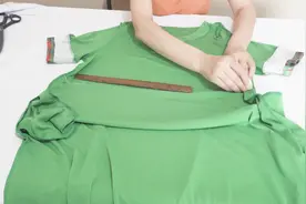 连衣裙肥大不好看？准备松紧带，一招教你肥改瘦视频封面