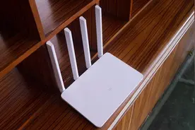 晚上睡觉，到底要不要关闭路由器？10个人8人错，快看怎么做才对视频封面