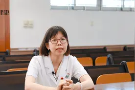 夏日养生怎么做？医生提醒：夏季天气炎热，这2种行为最伤脾胃视频封面